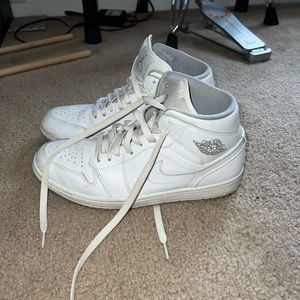 White air jordans size US mens 8.5
